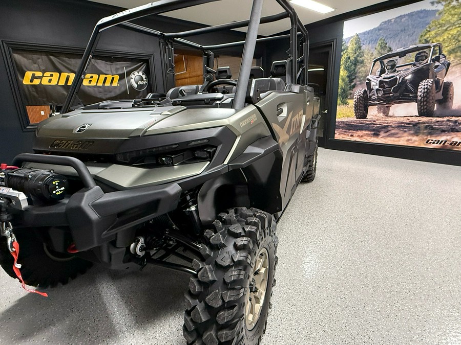 2026 Can-Am Defender MAX X MR HD11 With Half-Doors