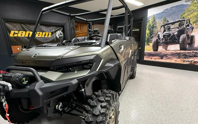 2026 Can-Am Defender MAX X MR HD11 With Half-Doors