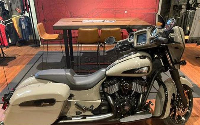 2023 Indian Motorcycle Chieftain® Dark Horse®