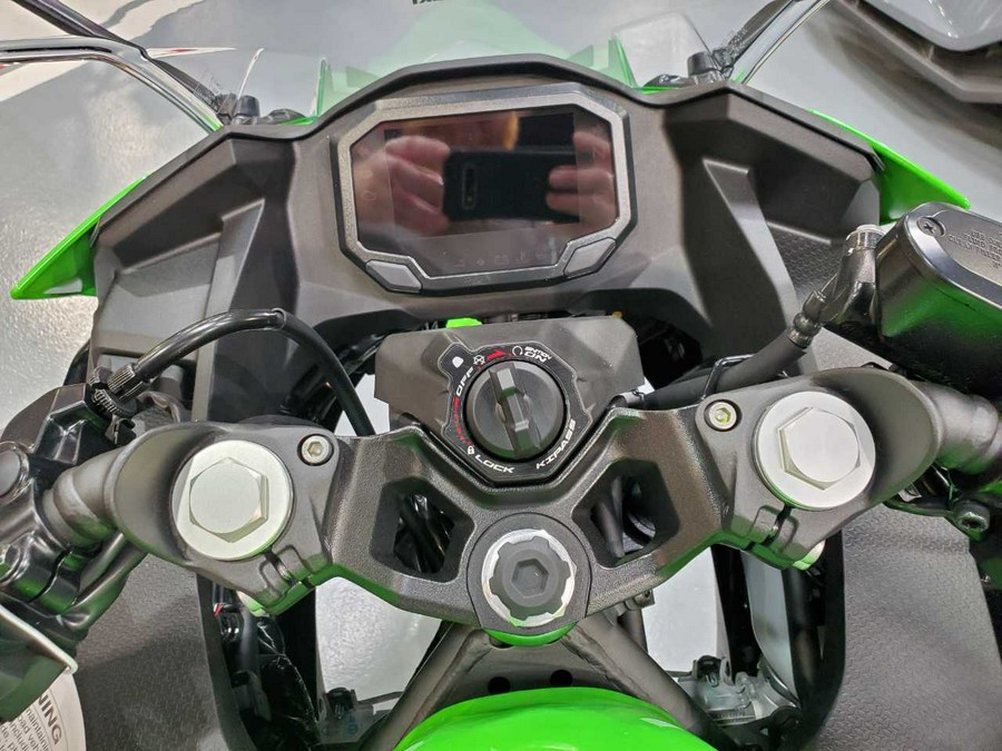 2024 KAWASAKI NINJA 500 KRT EDITION SE ABS