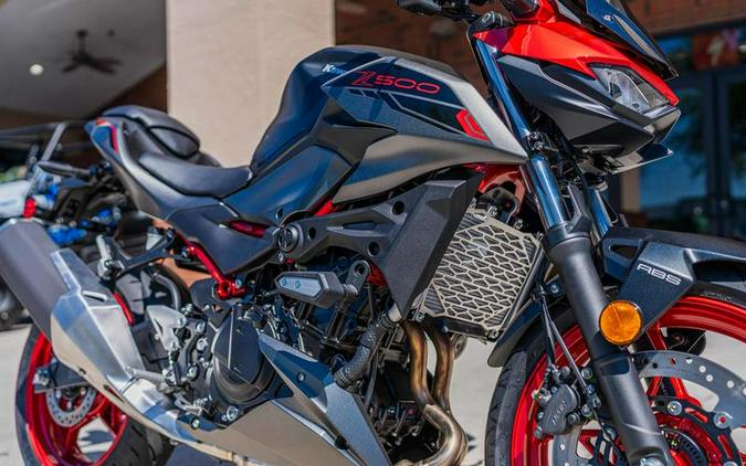 2025 Kawasaki Z500 SE ABS