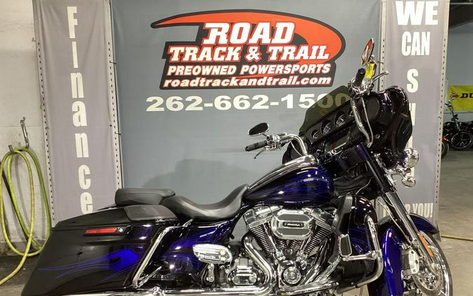 2016 Harley-Davidson® FLHXSE - CVO™ Street Glide®