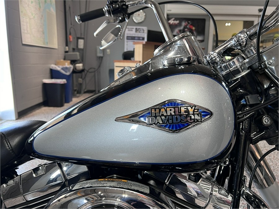 2013 Harley-Davidson Heritage Softail Classic FLSTC 14,174 MILES Midnight & Silver Pearl