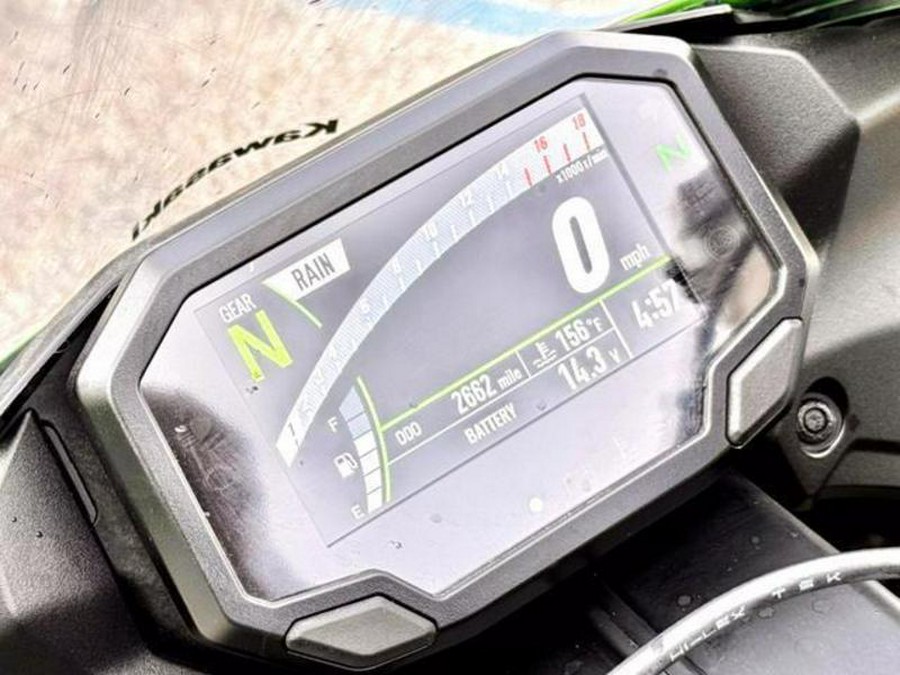 2024 Kawasaki Ninja® ZX™-6R 40th Anniversary Edition ABS