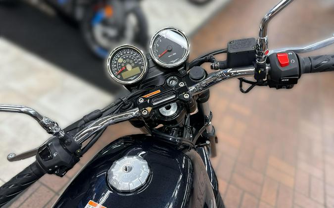 2023 MOTO GUZZI V7 Special DEMO
