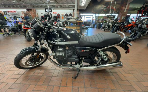 2023 MOTO GUZZI V7 Special DEMO