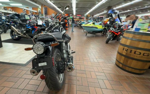 2023 MOTO GUZZI V7 Special DEMO
