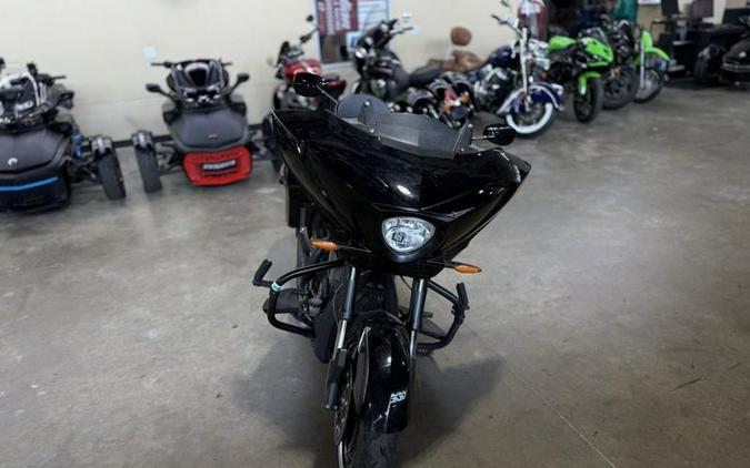 2015 Victory Motorcycles® Cross Country 8-Ball™ Gloss Black