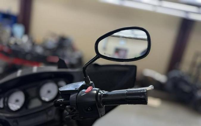 2015 Victory Motorcycles® Cross Country 8-Ball™ Gloss Black