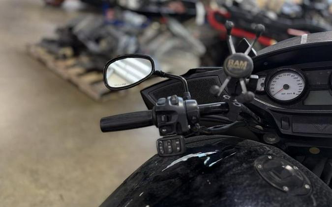 2015 Victory Motorcycles® Cross Country 8-Ball™ Gloss Black