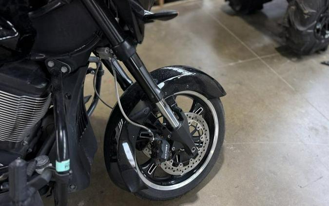 2015 Victory Motorcycles® Cross Country 8-Ball™ Gloss Black