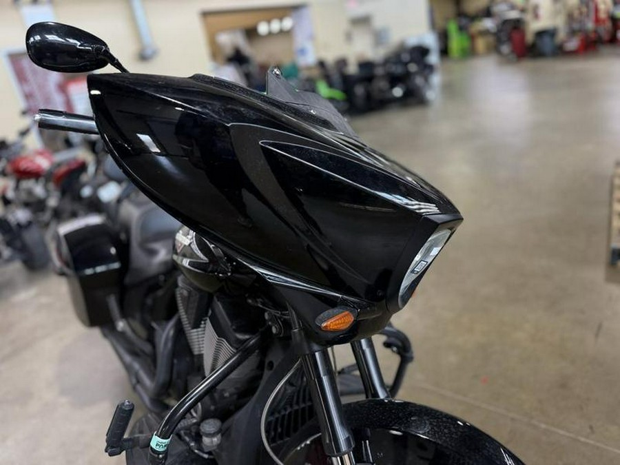 2015 Victory Motorcycles® Cross Country 8-Ball™ Gloss Black