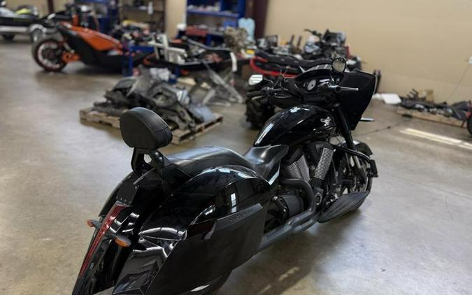 2015 Victory Motorcycles® Cross Country 8-Ball™ Gloss Black