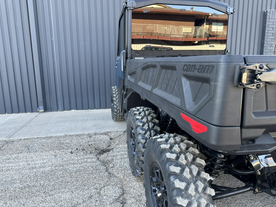 2026 Can-Am Defender 6x6 Limited
