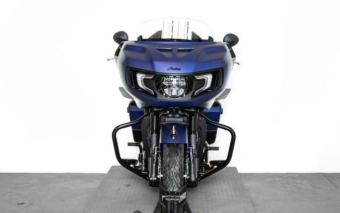 2024 Indian Motorcycle® Challenger® Dark Horse® w/PowerBand Audio Pkg Spirit Blue Smoke