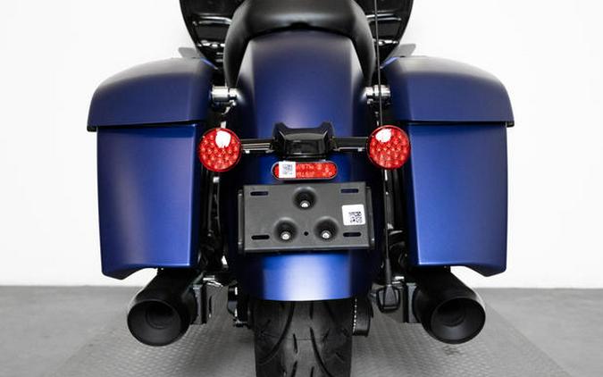 2024 Indian Motorcycle® Challenger® Dark Horse® w/PowerBand Audio Pkg Spirit Blue Smoke