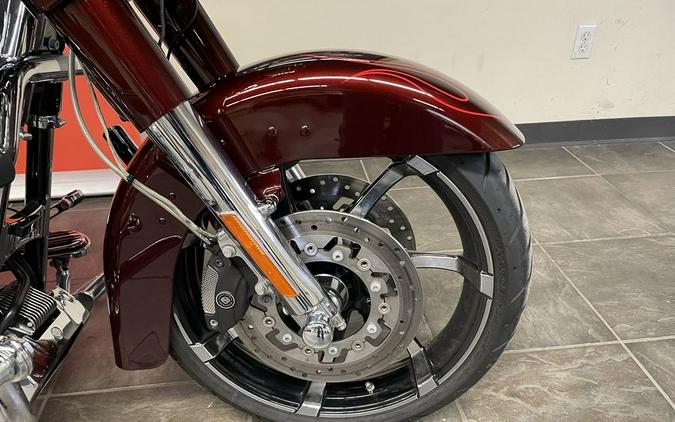 2010 Harley-Davidson® FLHXSE - CVO™ Street Glide®