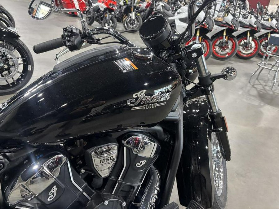 2025 Indian Motorcycle® Scout® Classic Limited +Tech Black Metallic