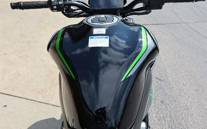 2025 Kawasaki Z900 SE ABS
