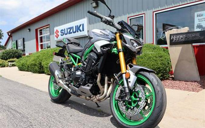 2025 Kawasaki Z900 SE ABS