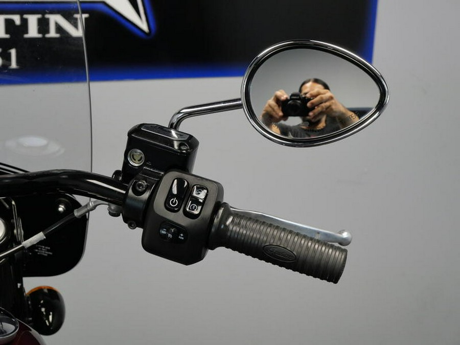 2022 Indian Motorcycle® Super Chief® Limited Maroon Metallic