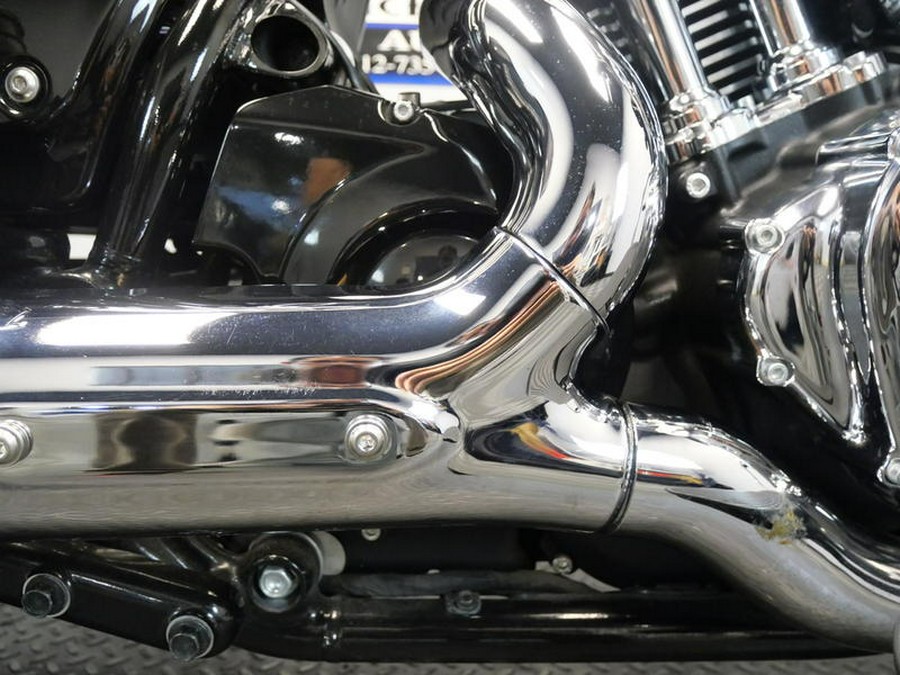 2022 Indian Motorcycle® Super Chief® Limited Maroon Metallic