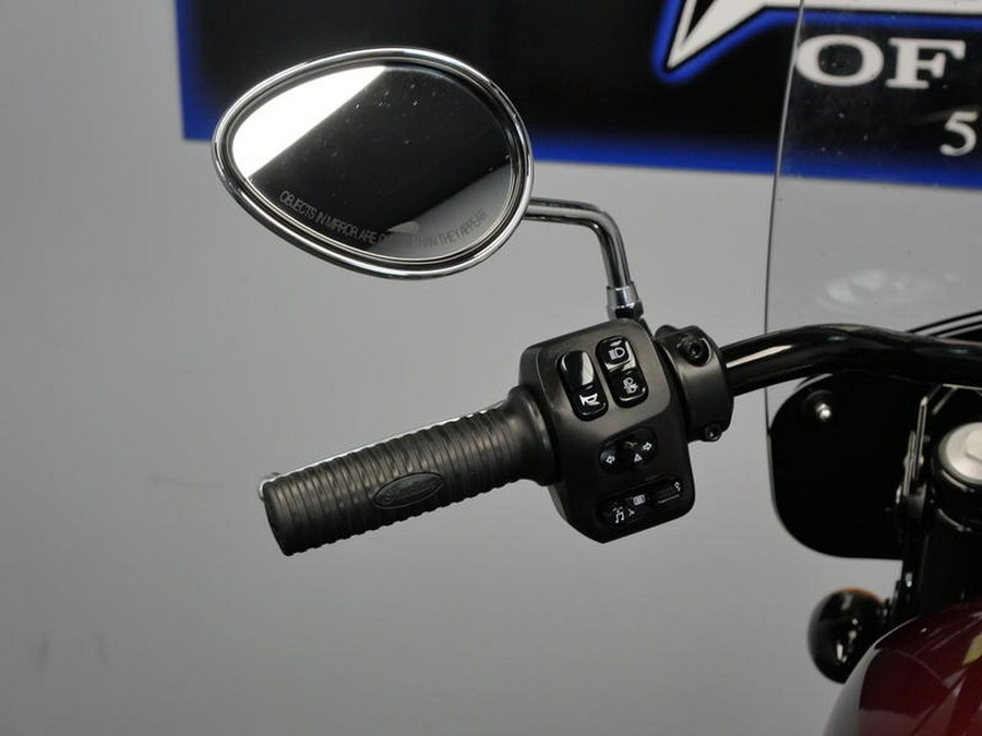 2022 Indian Motorcycle® Super Chief® Limited Maroon Metallic