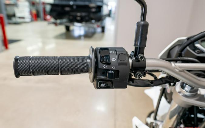 2026 KLX 230 S - Kawasaki