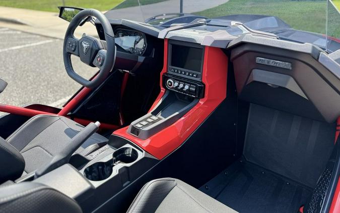 2026 Polaris Slingshot® R AutoDrive Radiant Gray with Indy Red Pearl