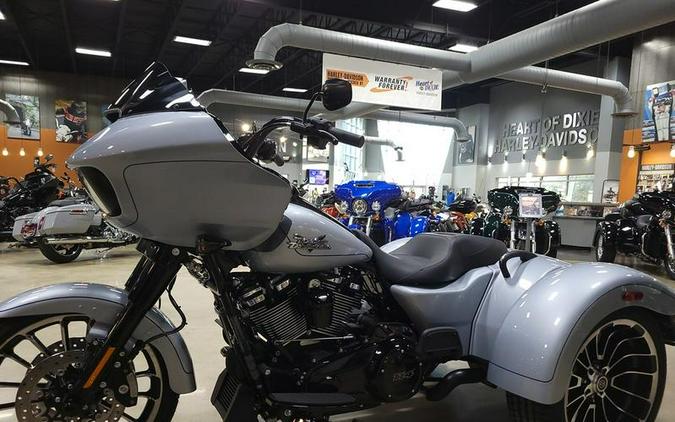 2024 Harley-Davidson® FLTRT - Road Glide® 3