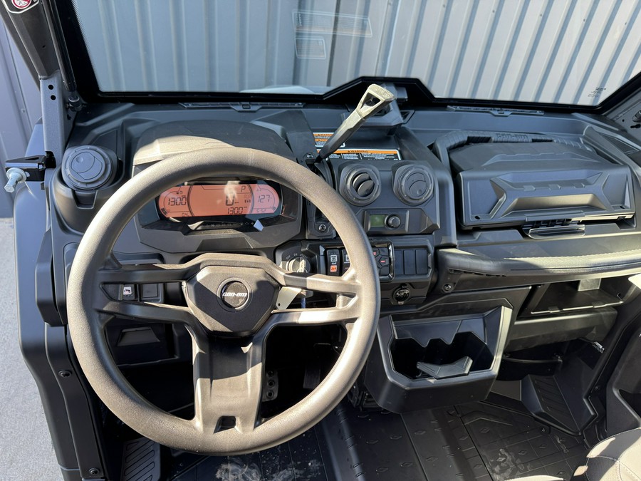 2026 Can-Am Defender PRO Limited