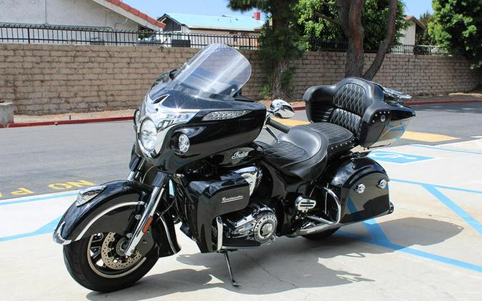 2020 Indian Motorcycle® Roadmaster® Thunder Black