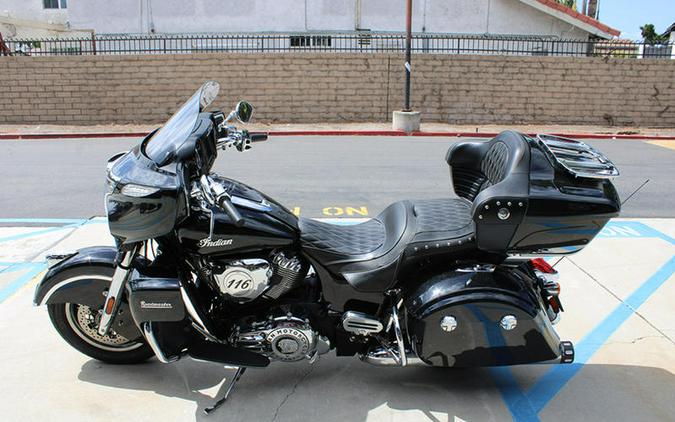 2020 Indian Motorcycle® Roadmaster® Thunder Black