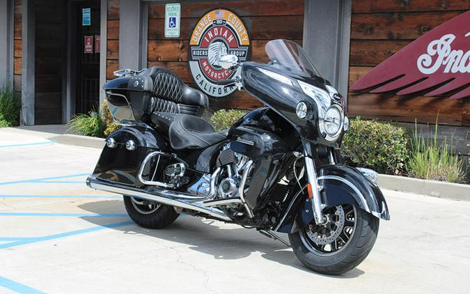 2020 Indian Motorcycle® Roadmaster® Thunder Black
