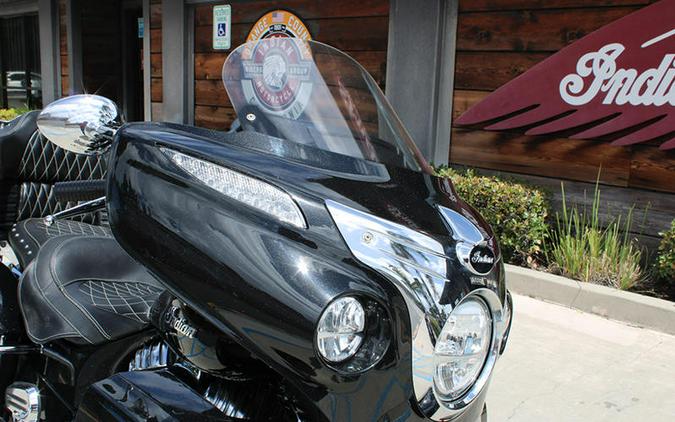 2020 Indian Motorcycle® Roadmaster® Thunder Black