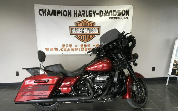 Street Glide® Special