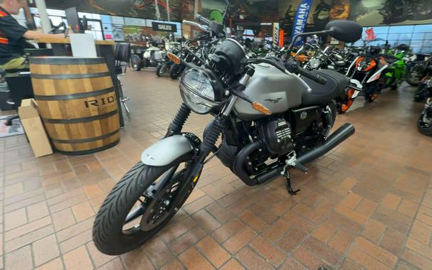 2023 MOTO GUZZI V7 STONE