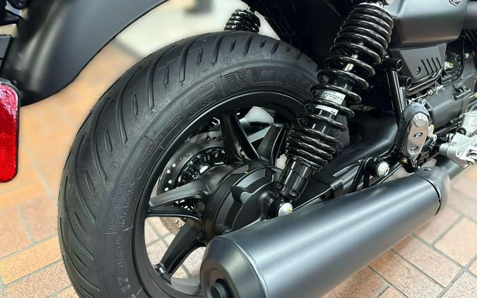 2023 MOTO GUZZI V7 STONE