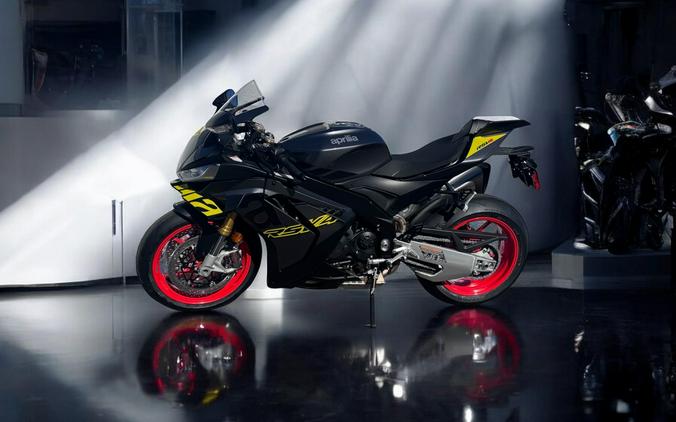 2026 Aprilia RSV4 1100