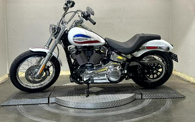 2026 Harley-Davidson® Super Glide® WHITE ONYX PRL
