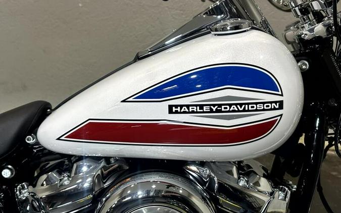 2026 Harley-Davidson® Super Glide® WHITE ONYX PRL