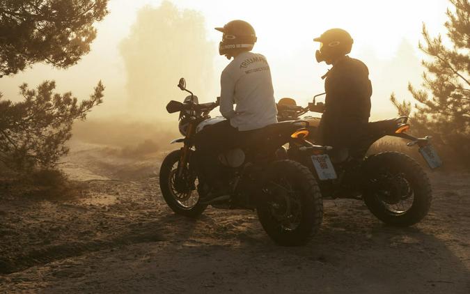 2026 Triumph Scrambler 400 XC
