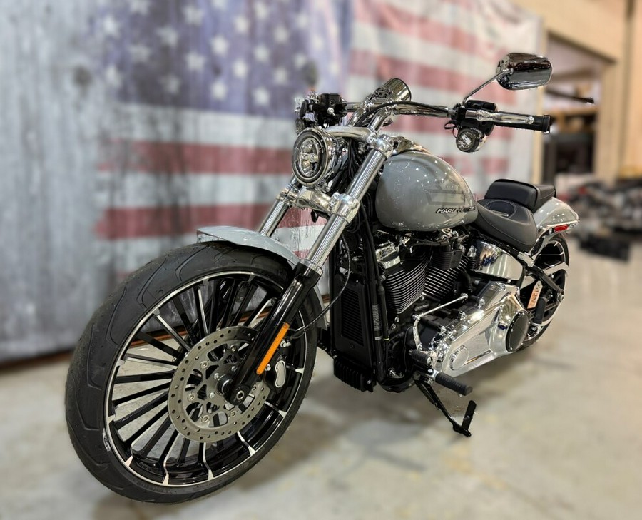 2025 Harley-Davidson Breakout