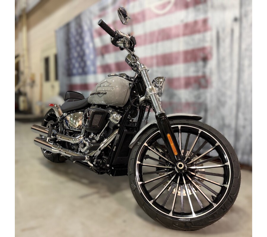 2025 Harley-Davidson Breakout