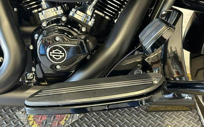 2025 Harley-Davidson® FLTRX - Road Glide®