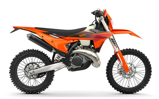 2027 KTM 250 XC W - MD0692