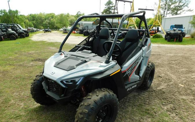 2024 Polaris RZR 200 EFI