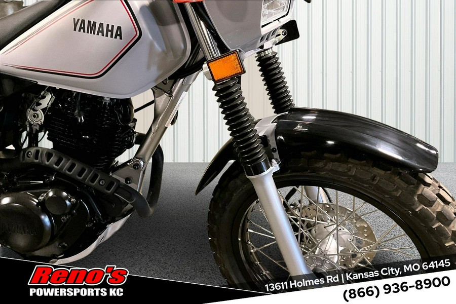 2025 Yamaha TW 200