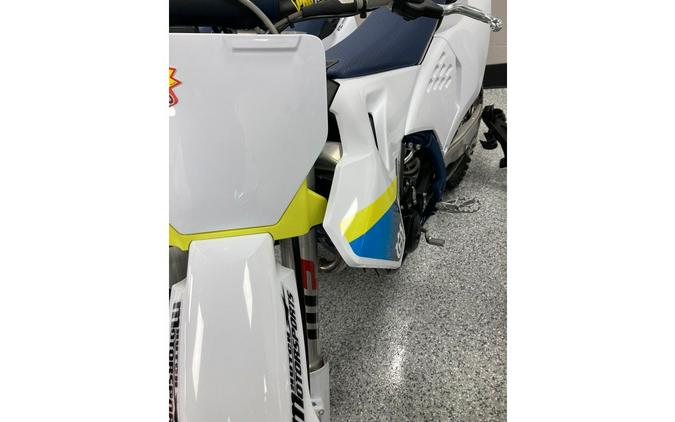 2025 Husqvarna Motorcycles FC 250