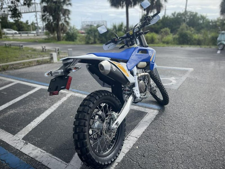 2025 Husqvarna® FE 350s Heritage